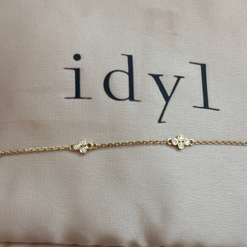 Idyl Gold “Glow” Bracelet in 14k Yellow Gold - Picture 5 of 8